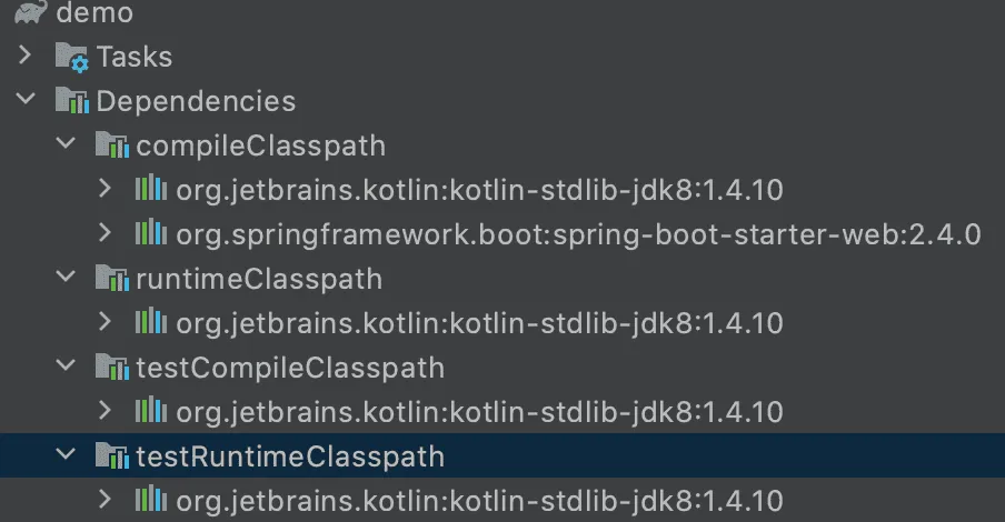 compileOnly는 compile classpath에만 추가된다.