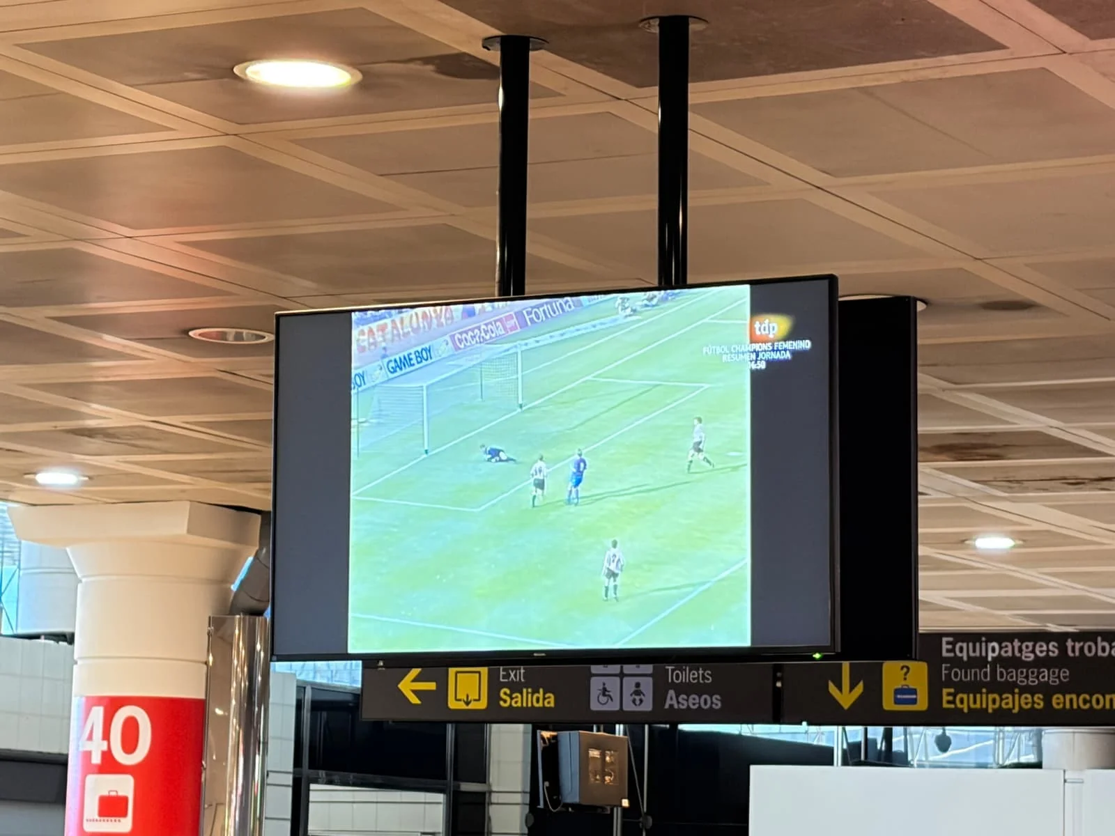 barcelona-airport-01.jpeg